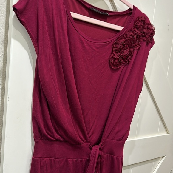 The Limited burgundy dress. Faux wrap. Pit 21” but does have stretch. - Picture 2 of 4
